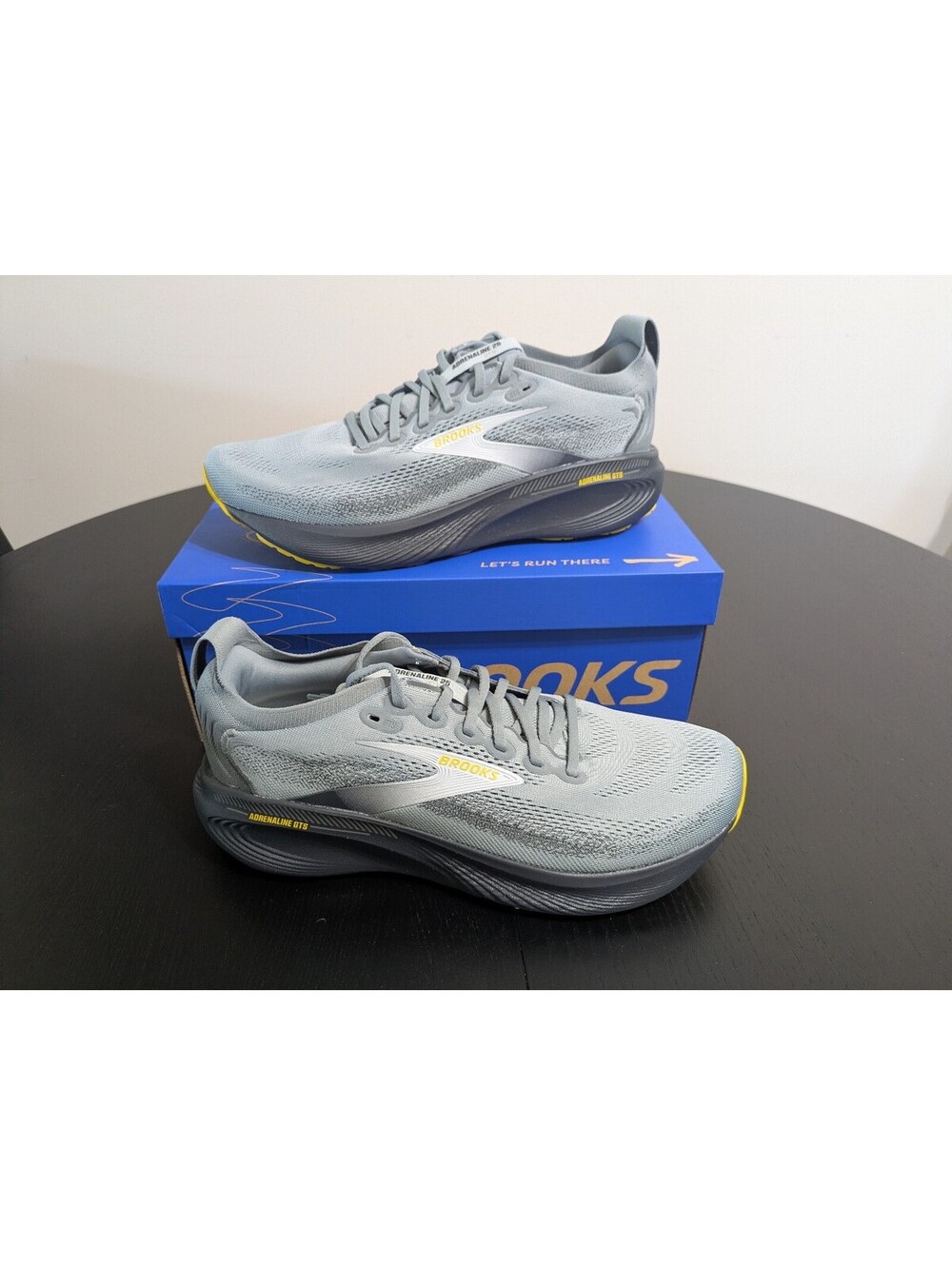 Brooks Adrenaline GTS 25 Men's Running Shoes Size 12 Wide - New in box